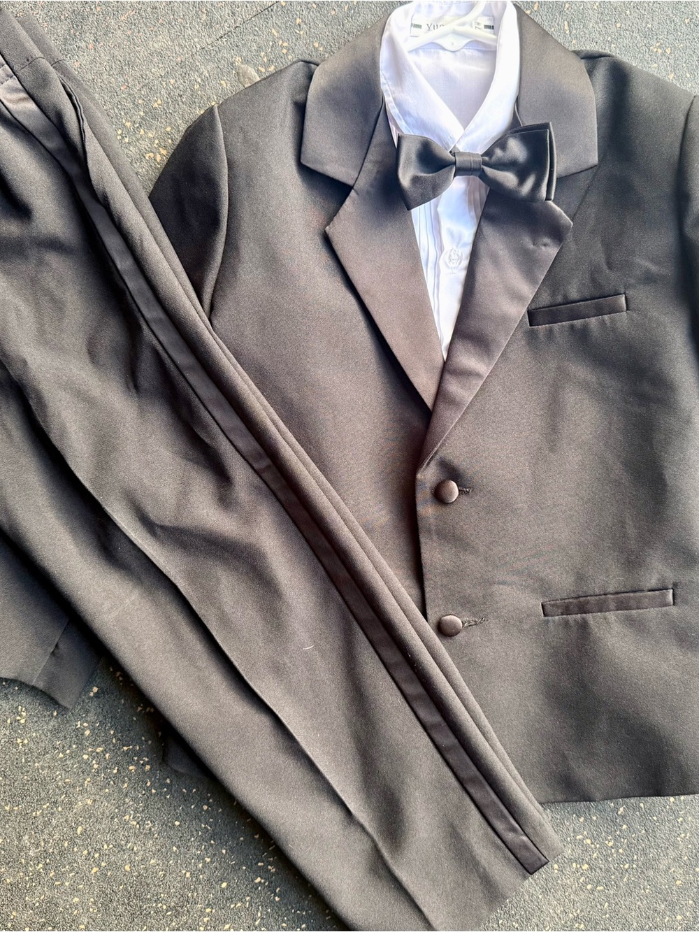 Classic Black boys Tuxedo Jacket and Pants Set with Bow Tie